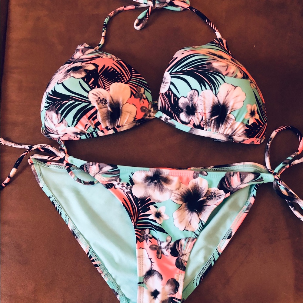 Sexy Bikini 👙